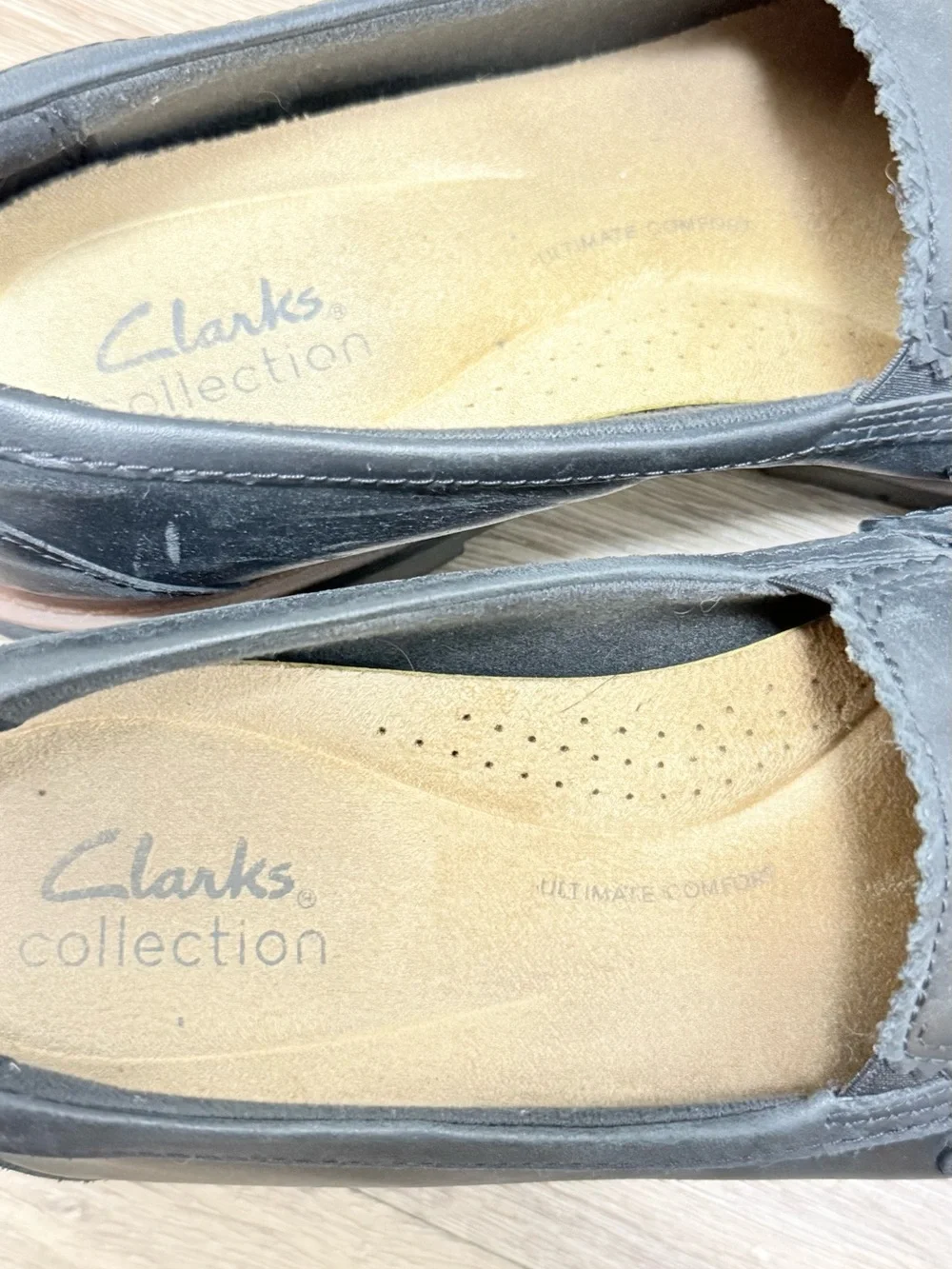 Clarks Gray Leather Tassel Loafers with Contrasting Sole